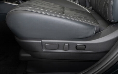 Mitsubishi Outlander III рестайлинг 3, 2022 год, 3 250 000 рублей, 19 фотография