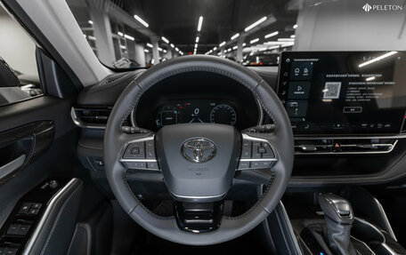 Toyota Highlander, 2025 год, 6 200 000 рублей, 11 фотография