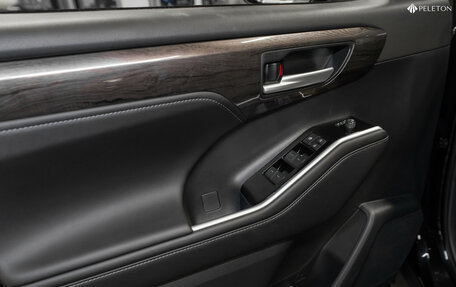 Toyota Highlander, 2025 год, 6 200 000 рублей, 16 фотография