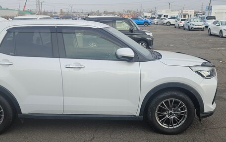 Daihatsu Rocky, 2021 год, 1 568 000 рублей, 3 фотография