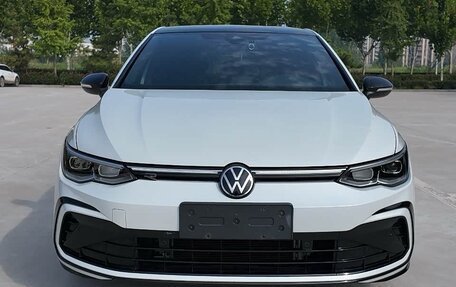 Volkswagen Golf VIII, 2022 год, 2 150 000 рублей, 2 фотография