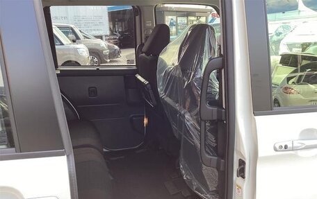 Toyota Roomy I, 2022 год, 884 999 рублей, 18 фотография