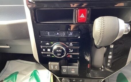 Toyota Roomy I, 2022 год, 884 999 рублей, 15 фотография