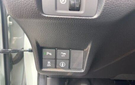 Honda Civic, 2022 год, 1 750 000 рублей, 11 фотография