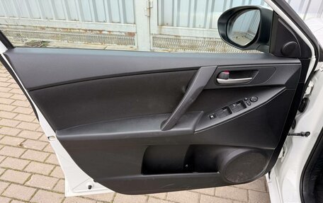 Mazda 3, 2012 год, 980 000 рублей, 23 фотография