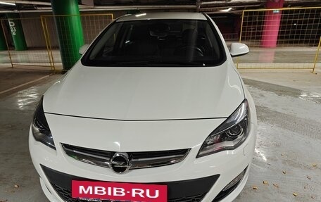 Opel Astra J, 2013 год, 1 449 000 рублей, 3 фотография