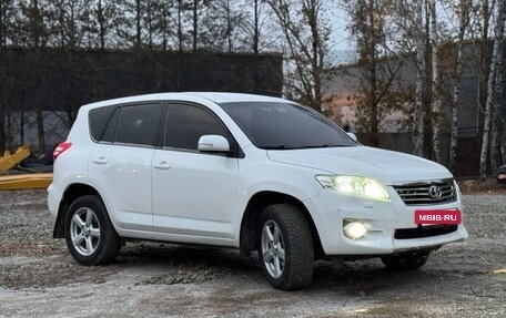 Toyota RAV4, 2010 год, 1 050 000 рублей, 2 фотография