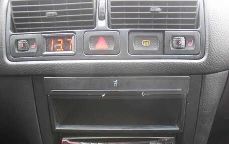 Volkswagen Golf IV, 2003 год, 397 000 рублей, 17 фотография