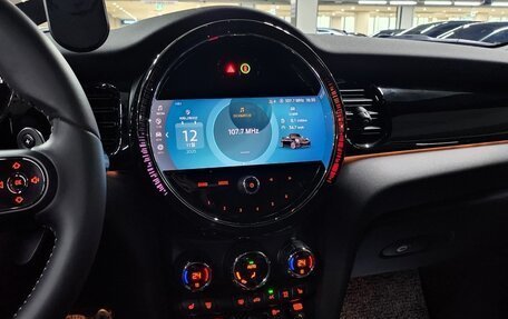 MINI Cabrio, 2022 год, 2 400 000 рублей, 14 фотография