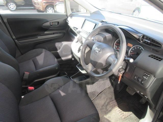 Toyota Wish II рестайлинг, 2017 год, 896 754 рублей, 10 фотография