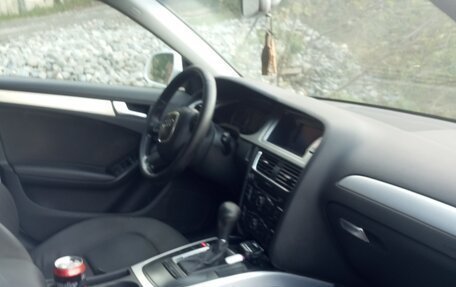 Audi A4, 2010 год, 850 000 рублей, 3 фотография