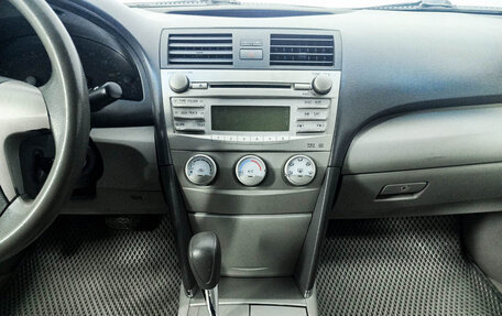 Toyota Camry, 2010 год, 1 220 000 рублей, 18 фотография