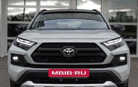 Toyota RAV4, 2025 год, 3 990 000 рублей, 2 фотография