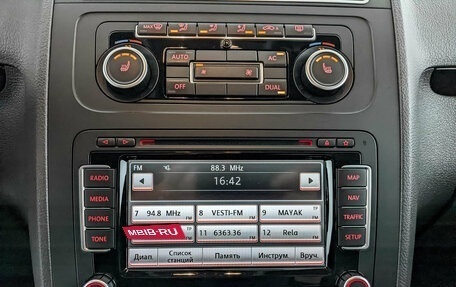 Volkswagen Touran III, 2012 год, 1 565 000 рублей, 24 фотография