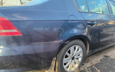 Volkswagen Passat B7, 2011 год, 710 000 рублей, 11 фотография