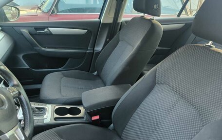 Volkswagen Passat B7, 2011 год, 710 000 рублей, 17 фотография