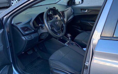 Hyundai Solaris II рестайлинг, 2019 год, 700 000 рублей, 4 фотография