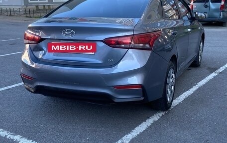 Hyundai Solaris II рестайлинг, 2019 год, 700 000 рублей, 7 фотография