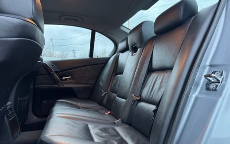 BMW 5 серия, 2004 год, 1 499 000 рублей, 17 фотография