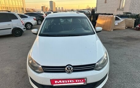 Volkswagen Polo VI (EU Market), 2015 год, 880 000 рублей, 3 фотография