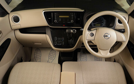 Nissan Dayz Roox I рестайлинг, 2019 год, 949 000 рублей, 13 фотография