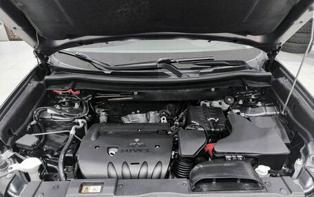 Mitsubishi Outlander III рестайлинг 3, 2021 год, 2 550 000 рублей, 11 фотография