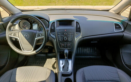 Opel Astra J, 2013 год, 821 000 рублей, 17 фотография