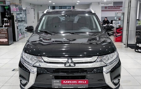 Mitsubishi Outlander III рестайлинг 3, 2018 год, 2 099 000 рублей, 2 фотография