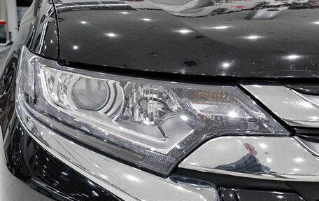 Mitsubishi Outlander III рестайлинг 3, 2018 год, 2 099 000 рублей, 21 фотография