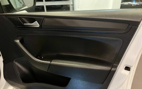 Volkswagen Polo VI (EU Market), 2020 год, 1 560 000 рублей, 24 фотография