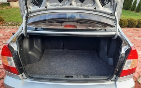 Hyundai Accent II, 2005 год, 385 000 рублей, 9 фотография