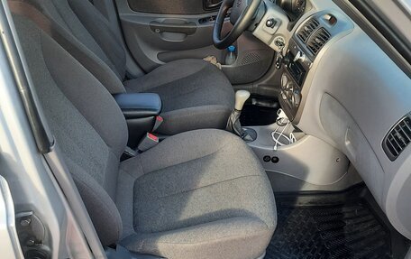 Hyundai Accent II, 2005 год, 385 000 рублей, 13 фотография