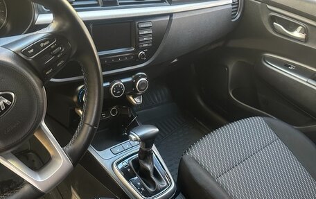 KIA Rio IV, 2020 год, 1 600 000 рублей, 10 фотография