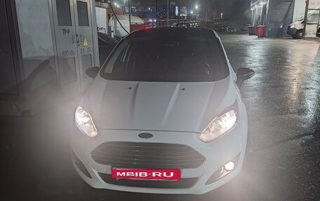 Ford Fiesta, 2017 год, 866 000 рублей, 11 фотография