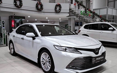 Toyota Camry, 2018 год, 2 995 000 рублей, 7 фотография