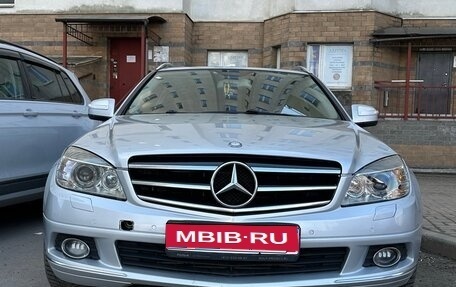 Mercedes-Benz C-Класс, 2007 год, 700 000 рублей, 1 фотография