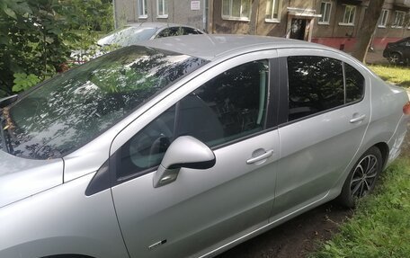 Peugeot 408 I рестайлинг, 2015 год, 350 000 рублей, 6 фотография