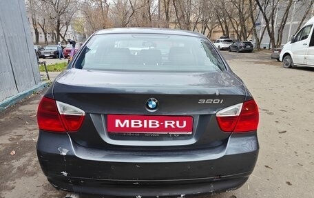 BMW 3 серия, 2006 год, 720 000 рублей, 3 фотография