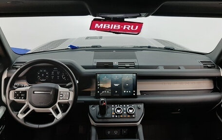 Land Rover Defender II, 2023 год, 10 990 000 рублей, 9 фотография