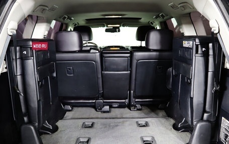 Toyota Land Cruiser 200, 2011 год, 3 499 990 рублей, 31 фотография