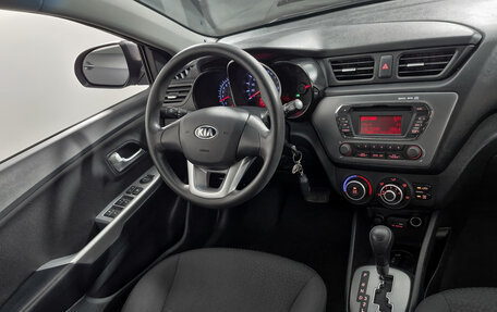 KIA Rio III рестайлинг, 2013 год, 1 059 000 рублей, 14 фотография