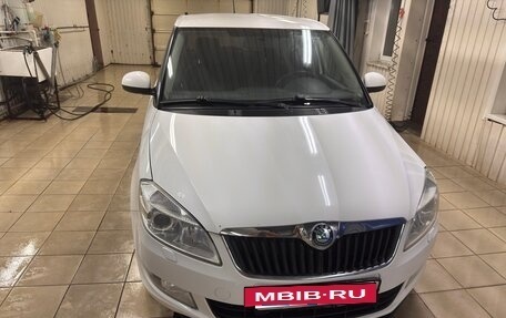 Skoda Fabia II, 2011 год, 730 000 рублей, 2 фотография