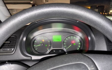 Skoda Fabia II, 2011 год, 730 000 рублей, 18 фотография