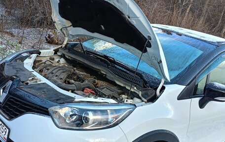 Renault Kaptur I рестайлинг, 2019 год, 1 350 000 рублей, 16 фотография