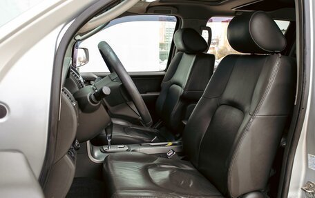 Nissan Pathfinder, 2005 год, 995 000 рублей, 11 фотография