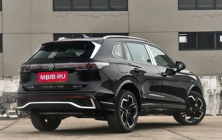 Volkswagen Tiguan, 2025 год, 5 590 000 рублей, 3 фотография