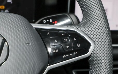 Volkswagen Tiguan, 2025 год, 5 590 000 рублей, 16 фотография