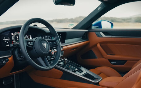 Porsche 911, 2025 год, 42 000 000 рублей, 6 фотография