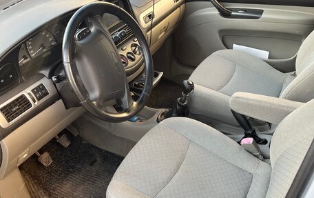 Chevrolet Rezzo, 2008 год, 450 000 рублей, 7 фотография