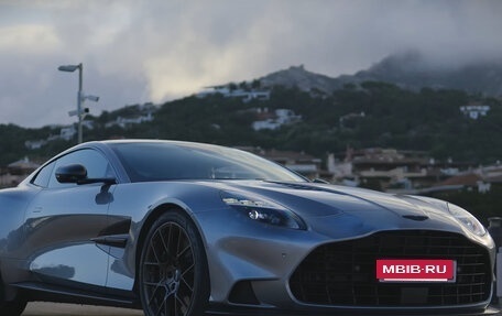 Aston Martin Vanquish, 2025 год, 55 000 000 рублей, 2 фотография